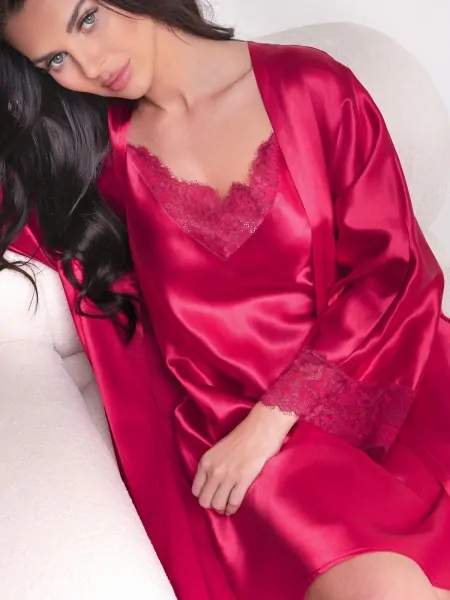 Красная атласная сорочка Ava 006 Red Velvet — Роскошь и страсть в одной детали
