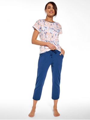 На картинке изображено - Хлопковая женская пижама / комфортный домашний комплект: узорчатая футболка и синие штаны с карманами Cornette 055/276 Grace | фото 1
