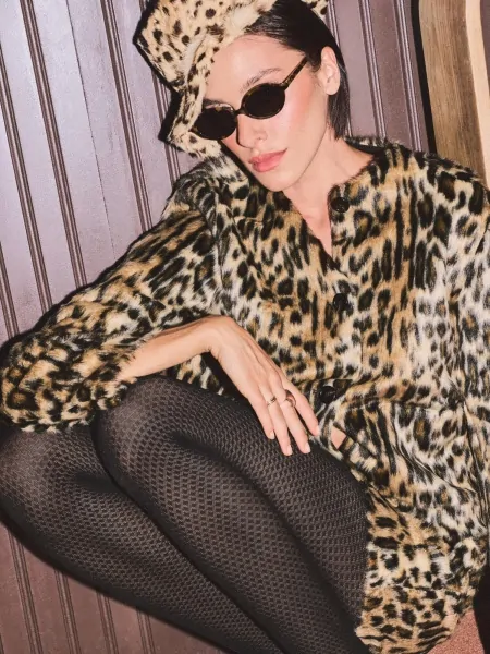 text_img_altGabriella Tessia 40 DEN Textured Tights, Fine Geometric Pattern, Blacktext_img_after1