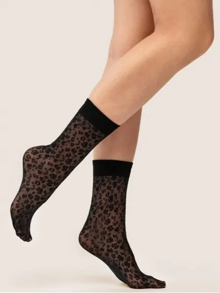 Gabriella Arya 20 den Leopard Print Sheer Ankle Socks