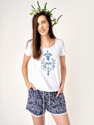 Pajamas/lounge set with shorts made of soft cotton jersey, decorated with a pattern based on folk art Key LNS 575