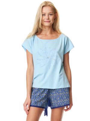 На картинке изображено - Женская пижама / домашний комплект из высококачественного  хлопка с нежным принтом на груди и разноцветными шортами Key LNS 997 A23 | фото 1