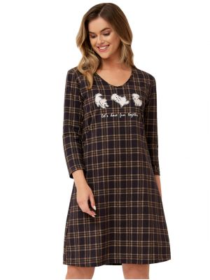 Женская короткая хлопковая ночная сорочка / домашнее платье в клетку с забавным узором Leveza Dolores 1232
