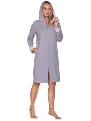 Women's short dressing gown in fine cotton with hood, pockets and zip fastening Regina 998