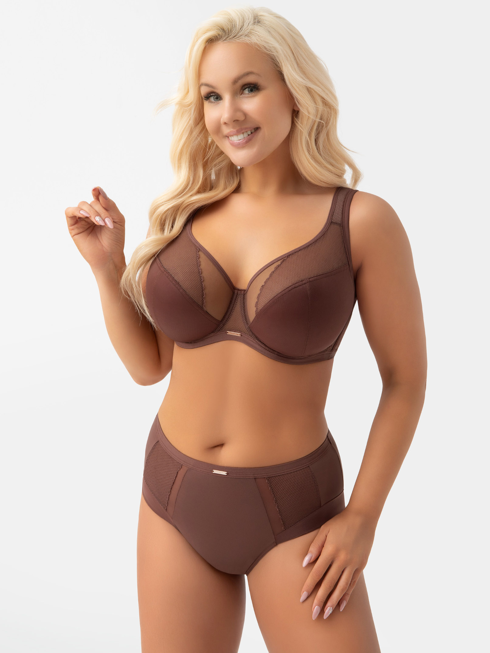 Трусы женские Gorsenia Luisse K442/1 шоколадные, с декоративными вставками #2 Трусы женские Gorsenia Luisse K442/1 шоколадные, с декоративными вставками #2